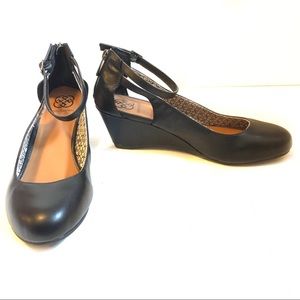 Daisy Fuentes Black Taylor Wedge Ankle Strap Heels